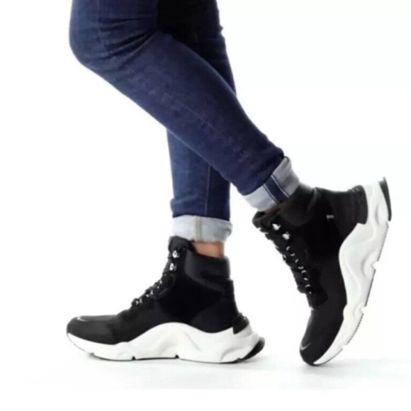 New! Sorel Kinetic RNEGD Conquest Winter Shoe Boot Black - Picture 2 of 9